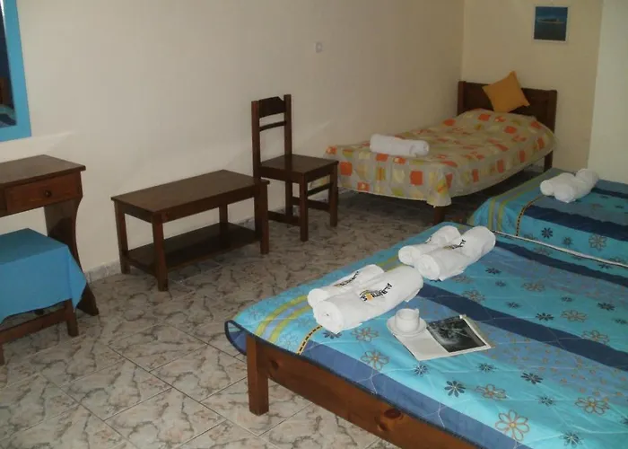 Albatros Konukevi 3*