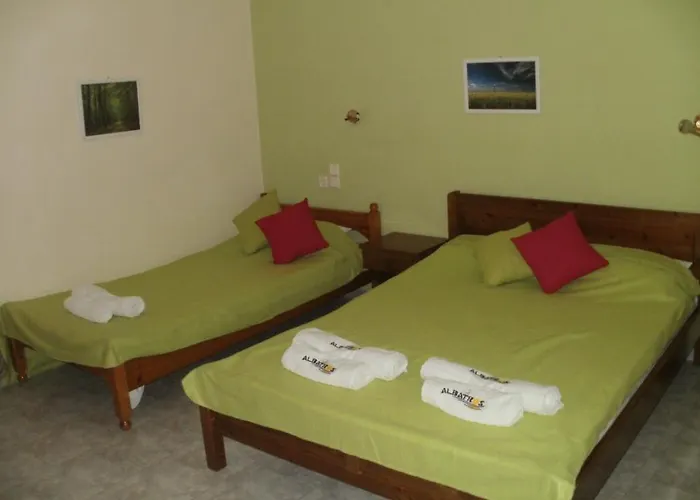 Albatros 3* Skopelos Town